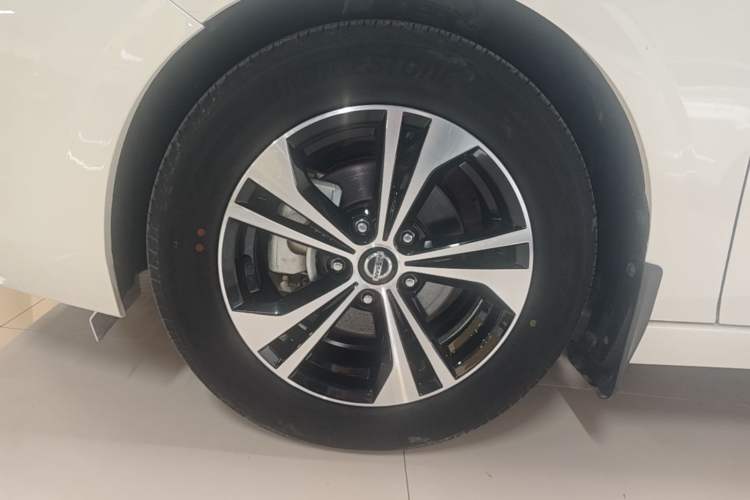 Used Nissan Sylphy 2022 1.6L XL CVT Enjoyment Edition Left Front Wheel Hub