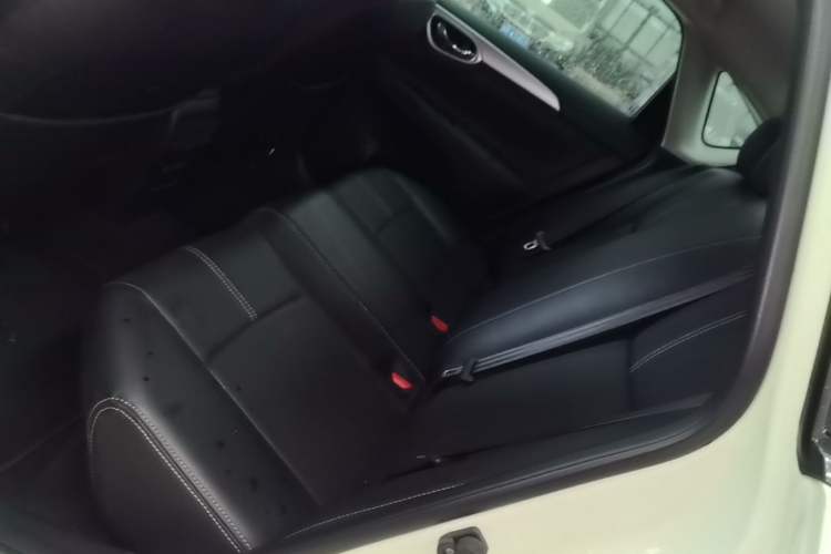 Used Nissan Sylphy 2022 Classic 1.6XE CVT Comfort Edition Left Rear Seat