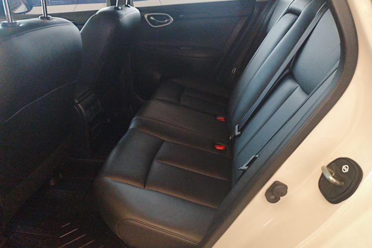 Used Nissan Sylphy 2022 Classic 1.6XL CVT Luxury Edition Left Rear Seat
