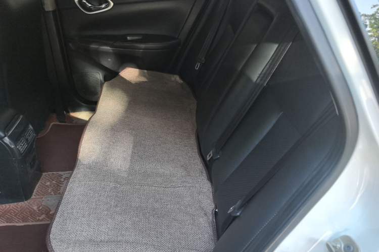 Used Nissan Sylphy 2022 Classic 1.6XL CVT Luxury Edition Left Rear Seat