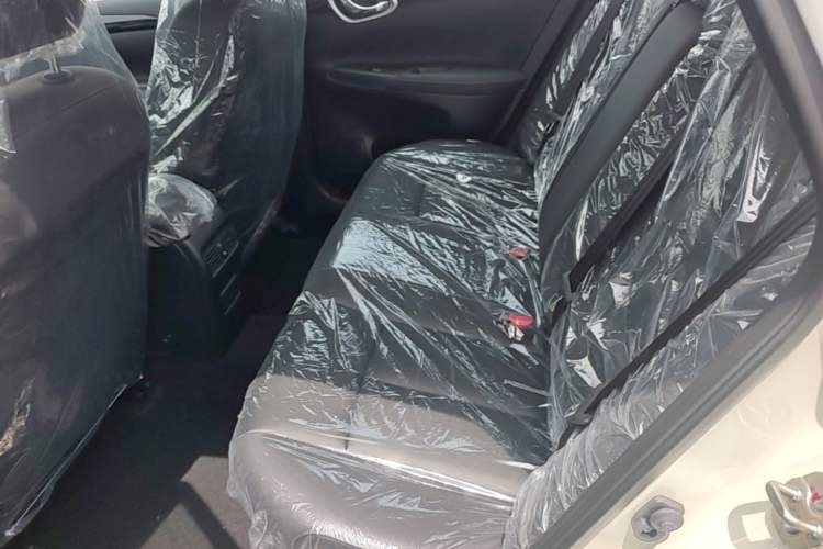 Used Nissan Sylphy 2022 Classic 1.6XL CVT Luxury Edition Left Rear Seat