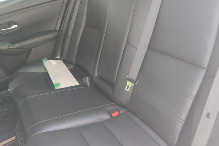 Used Nissan Sylphy 2022 Electric-Drive e-POWER Super Connect PLUS Left Rear Seat