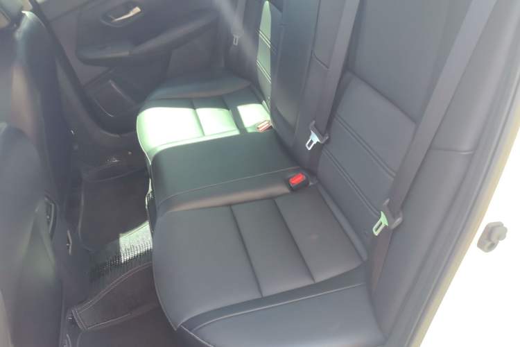 Used Nissan Sylphy 2022 Electric-Drive e-POWER Super Connect PLUS Left Rear Seat