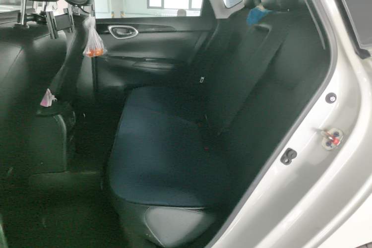 Used Nissan Sylphy 2022 Revised Version Classic 1.6XL CVT Luxury Edition Left Rear Seat