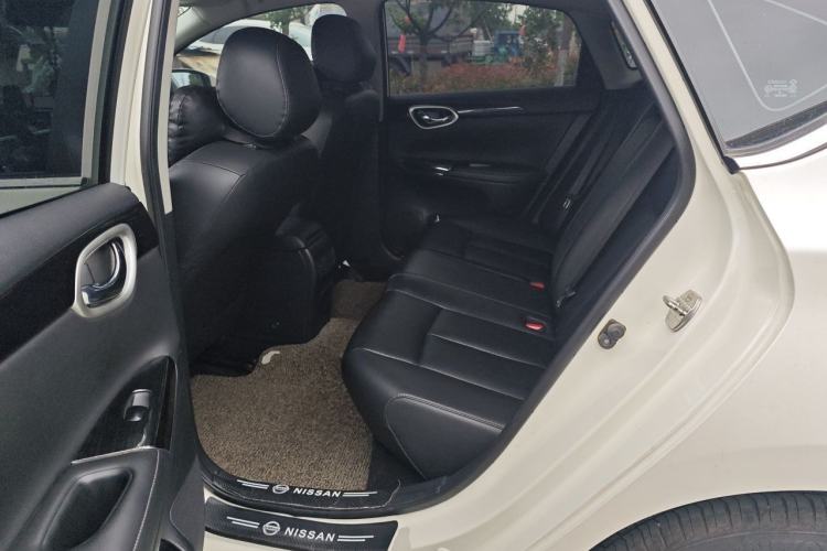 Used Nissan Sylphy 2022 Classic 1.6XL CVT Luxury Edition Left Rear Seat