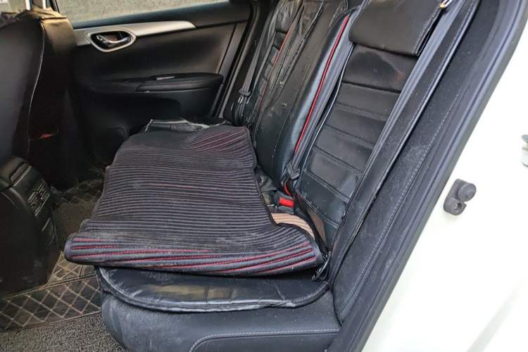Used Nissan Sylphy 2022 Classic 1.6XE CVT Comfort Edition Left Rear Seat