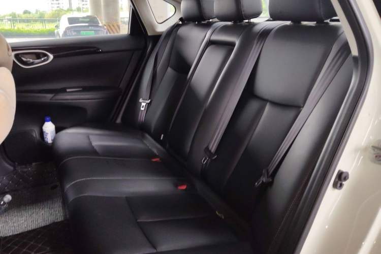 Used Nissan Sylphy 2022 Classic 1.6XL CVT Luxury Edition Left Rear Seat