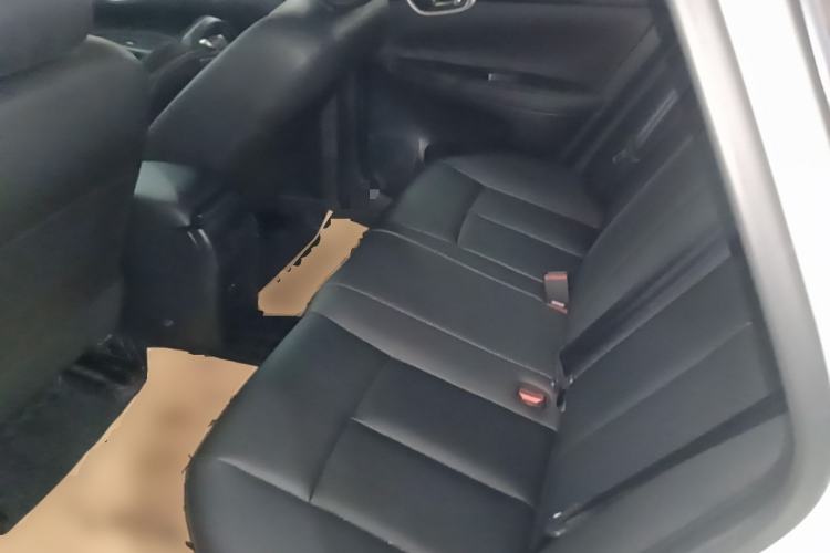 Used Nissan Sylphy 2022 Revised Version Classic 1.6XL CVT Luxury Edition Left Rear Seat