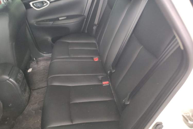 Used Nissan Sylphy 2022 Classic 1.6XL CVT Luxury Edition Left Rear Seat