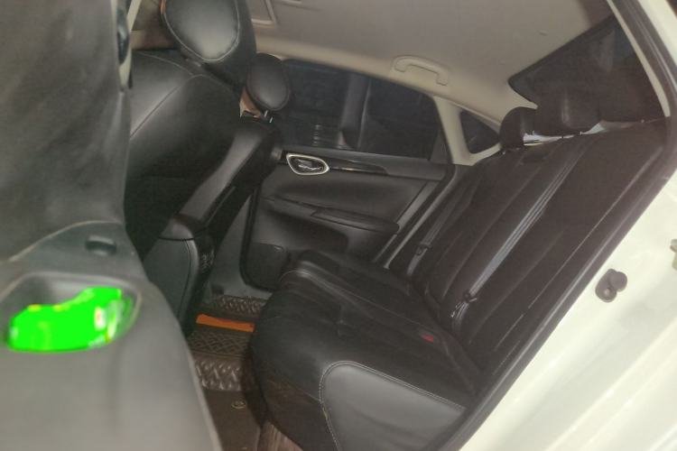 Used Nissan Sylphy 2022 Classic 1.6XL CVT Luxury Edition Left Rear Seat