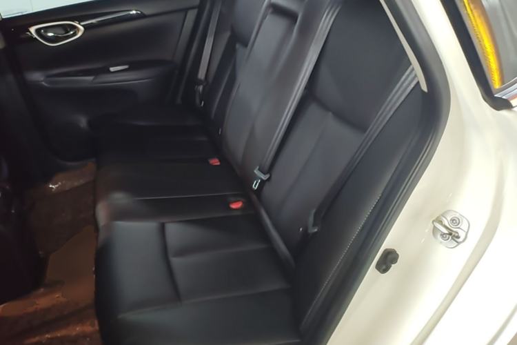 Used Nissan Sylphy 2022 Classic 1.6XL CVT Luxury Edition Left Rear Seat