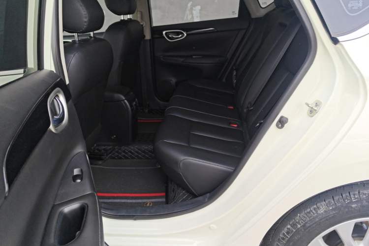 Used Nissan Sylphy 2022 Classic 1.6XL CVT Luxury Edition Left Rear Seat