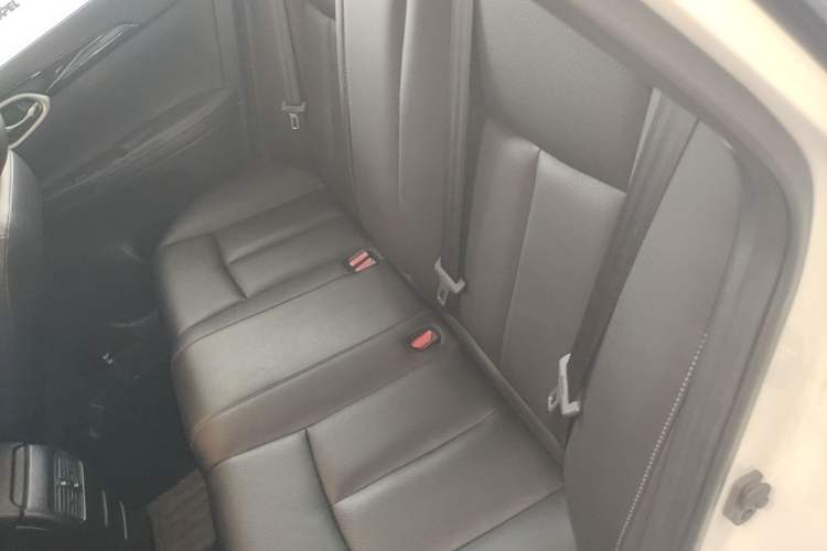 Used Nissan Sylphy 2022 Classic 1.6XL CVT Luxury Edition Left Rear Seat