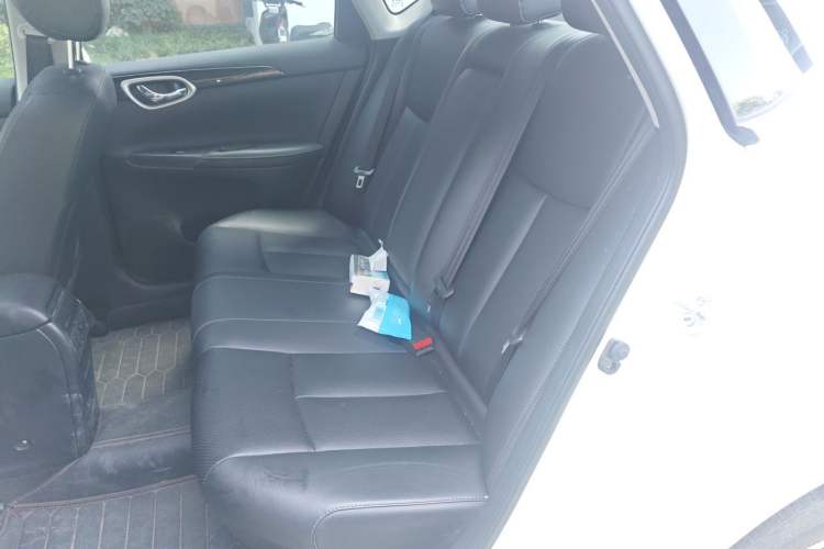 Used Nissan Sylphy 2022 Classic 1.6XL CVT Luxury Edition Left Rear Seat