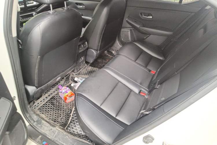 Used Nissan Sylphy 2022 Electric-Drive e-POWER Super Connect PLUS Left Rear Seat