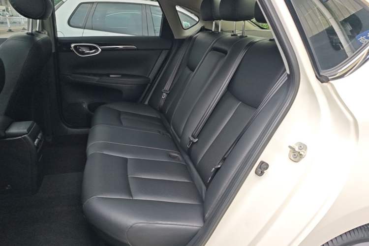 Used Nissan Sylphy 2022 Classic 1.6XL CVT Luxury Edition Left Rear Seat