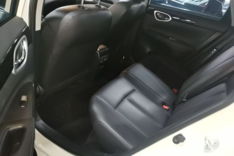 Used Nissan Sylphy 2022 Classic 1.6XL CVT Luxury Edition Left Rear Seat