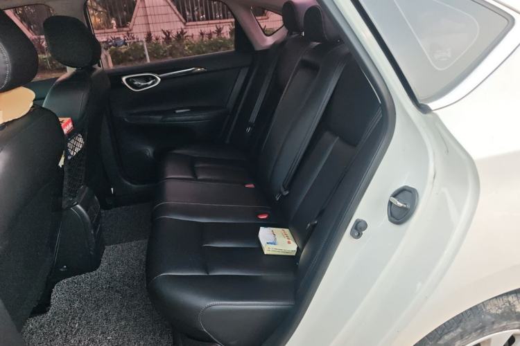 Used Nissan Sylphy 2022 Classic 1.6XL CVT Luxury Edition Left Rear Seat