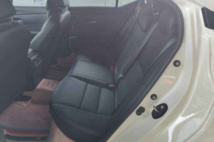 Used Nissan Sylphy 2022 1.6L XL CVT Enjoyment Edition Left Rear Seat
