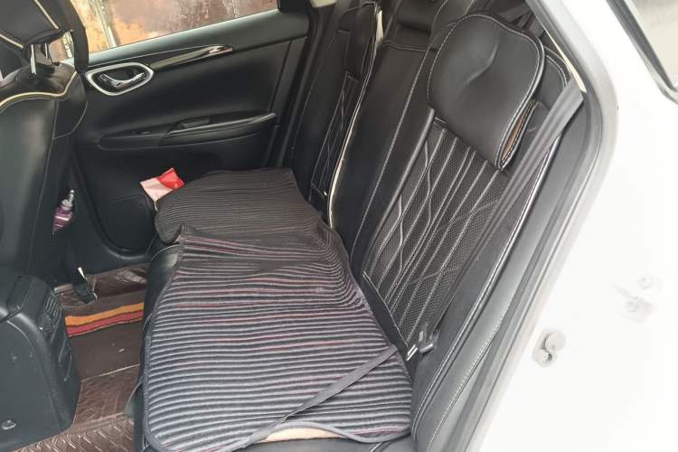 Used Nissan Sylphy 2022 Classic 1.6XL CVT Luxury Edition Left Rear Seat