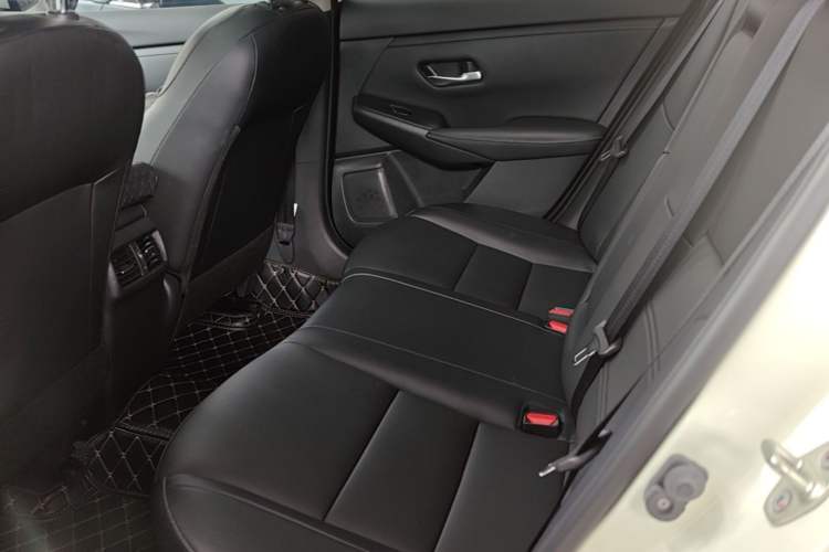 Used Nissan Sylphy 2022 1.6L XL CVT Enjoyment Edition Left Rear Seat