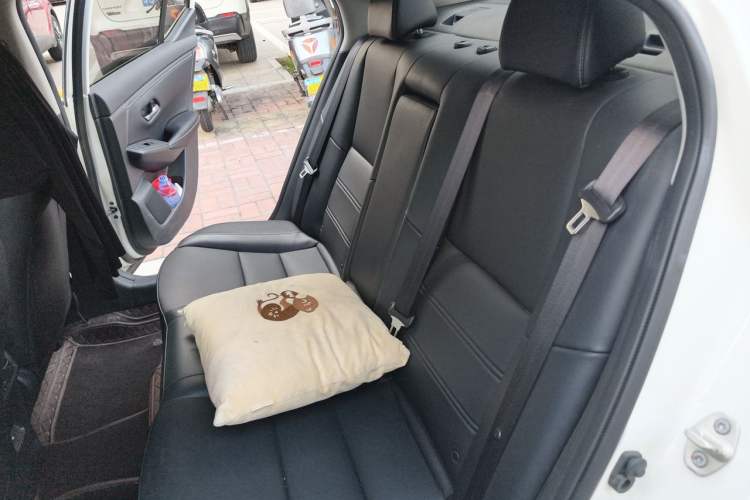 Used Nissan Sylphy 2022 Electric-Drive e-POWER Super Connect PLUS Left Rear Seat
