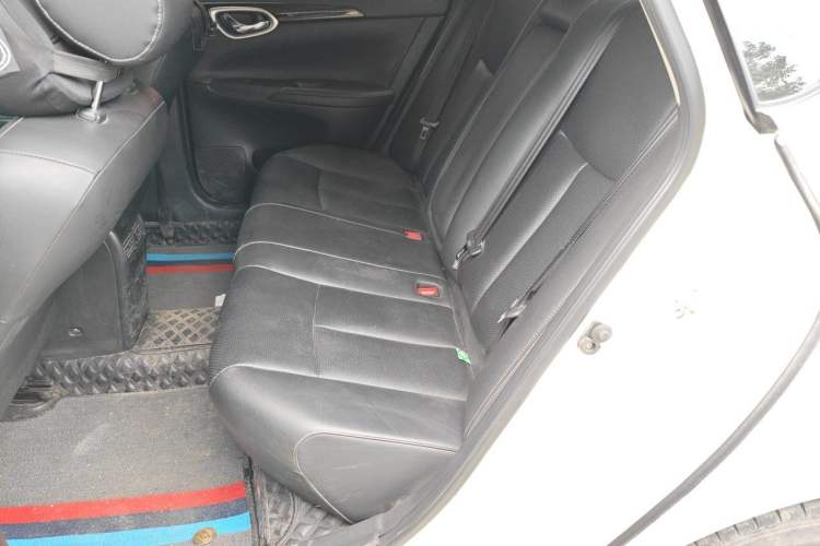 Used Nissan Sylphy 2022 Classic 1.6XL CVT Luxury Edition Left Rear Seat