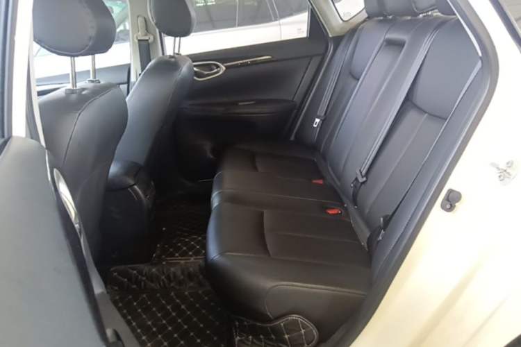 Used Nissan Sylphy 2022 Classic 1.6XL CVT Luxury Edition Left Rear Seat