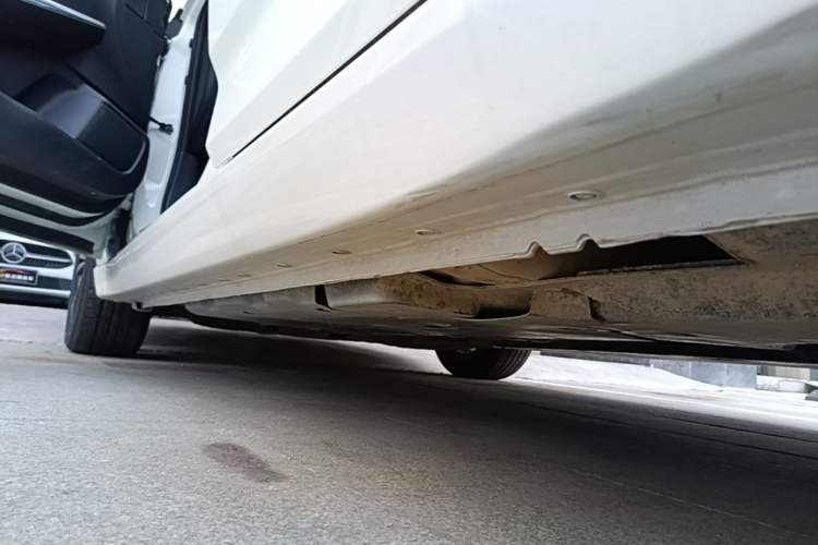 Used Nissan Sylphy 2022 1.6L XL CVT Smart Enjoyment Version Left Side Sill