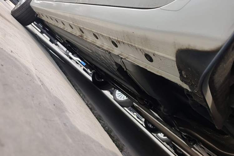 Used Nissan Sylphy 2022 Classic 1.6XL CVT Luxury Edition Left Side Sill