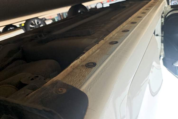 Used Nissan Sylphy 2022 Classic 1.6XE CVT Comfort Edition Left Side Sill