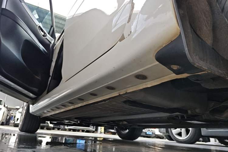 Used Nissan Sylphy 2022 Classic 1.6XE CVT Comfort Edition Left Side Sill