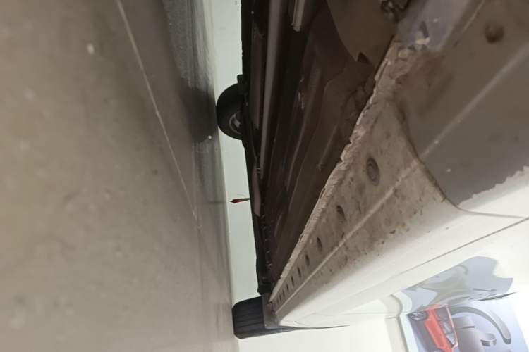 Used Nissan Sylphy 2022 Classic 1.6XE CVT Comfort Edition Left Side Sill