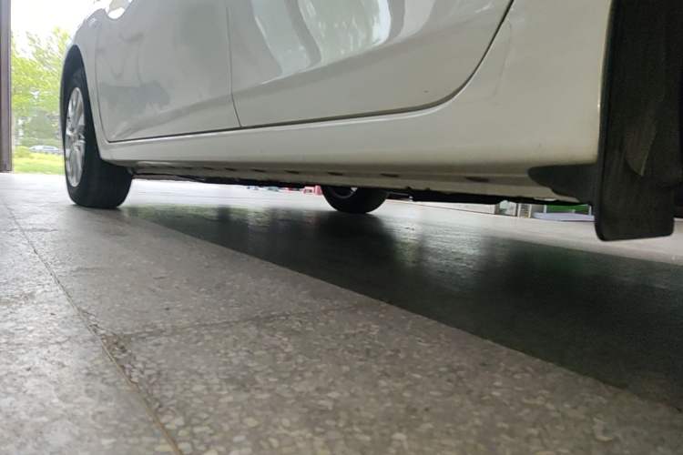 Used Nissan Sylphy 2022 Classic 1.6XE CVT Comfort Edition Left Side Sill