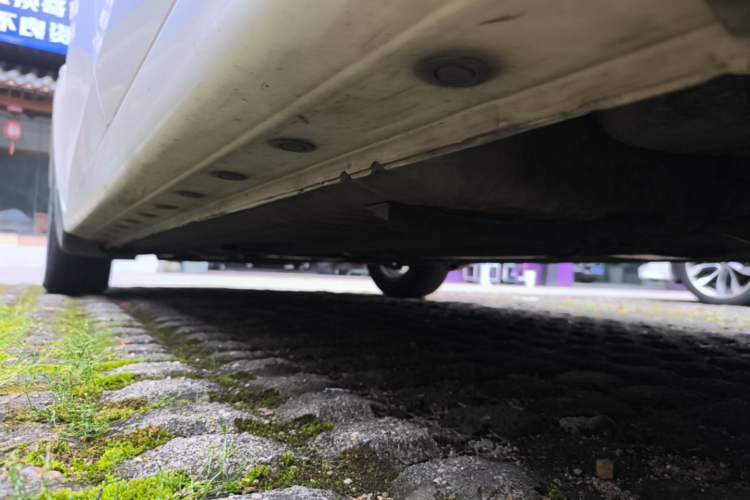 Used Nissan Sylphy 2022 Classic 1.6XE CVT Comfort Edition Left Side Sill