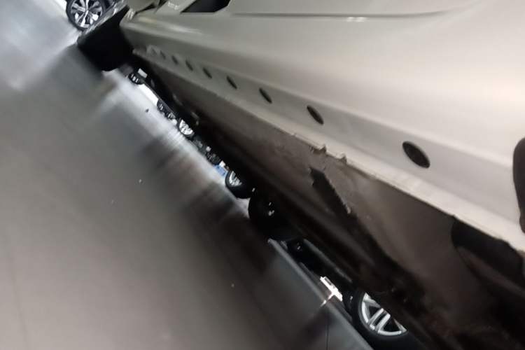 Used Nissan Sylphy 2022 Revised Version Classic 1.6XL CVT Luxury Edition Left Side Sill