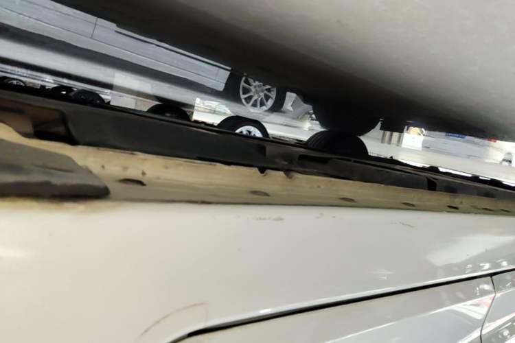 Used Nissan Sylphy 2022 1.6L XL CVT Smart Enjoyment Version Left Side Sill