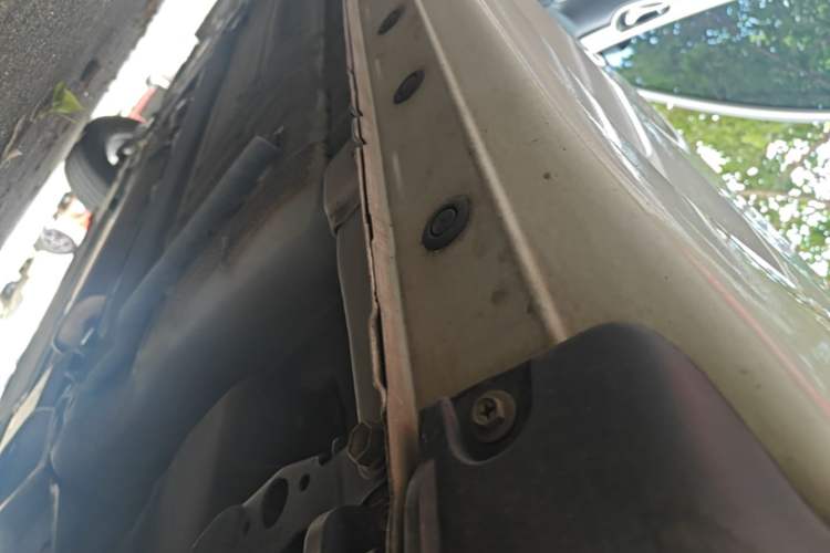 Used Nissan Sylphy 2022 Classic 1.6XE CVT Comfort Edition Left Side Sill