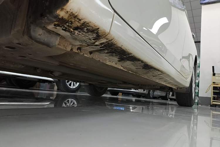 Used Nissan Sylphy 2022 Classic 1.6XL CVT Luxury Edition Left Side Sill