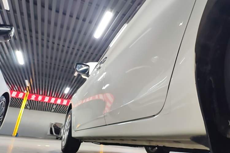 Used Nissan Sylphy 2022 Classic 1.6XL CVT Luxury Edition Left Side Sill