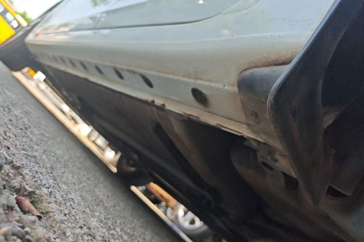 Used Nissan Sylphy 2022 Classic 1.6XL CVT Luxury Edition Left Side Sill