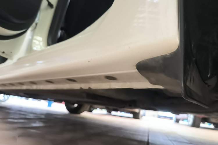 Used Nissan Sylphy 2022 Classic 1.6XE CVT Comfort Edition Left Side Sill