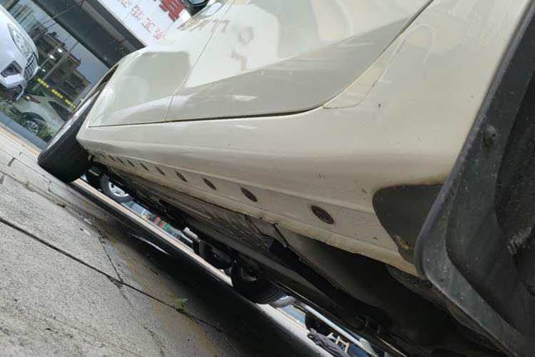 Used Nissan Sylphy 2022 Classic 1.6XE CVT Comfort Edition Left Side Sill