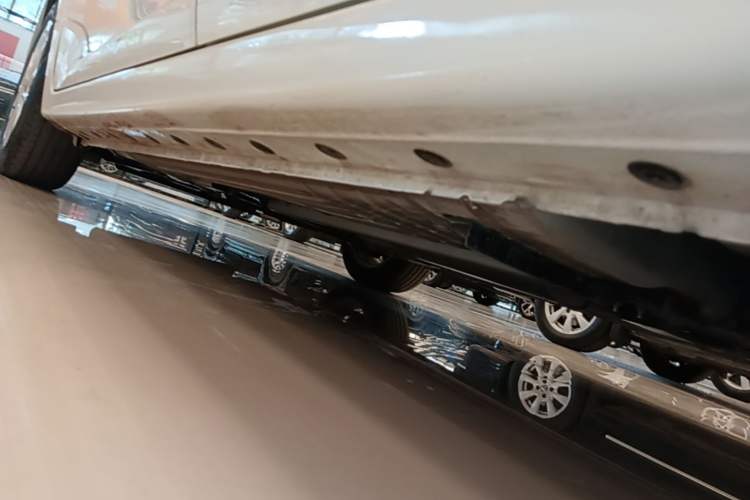 Used Nissan Sylphy 2022 Classic 1.6XL CVT Luxury Edition Left Side Sill