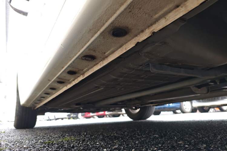 Used Nissan Sylphy 2022 Classic 1.6XL CVT Luxury Edition Left Side Sill