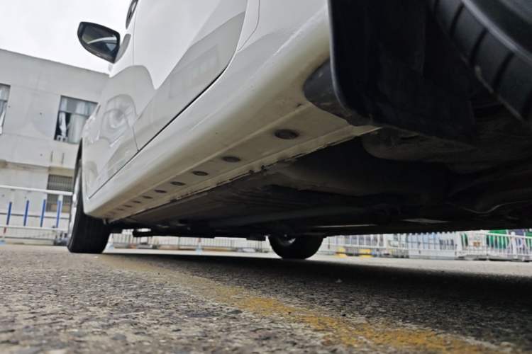 Used Nissan Sylphy 2022 Classic 1.6XL CVT Luxury Edition Left Side Sill