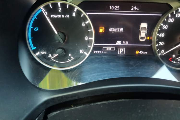 Used Nissan Sylphy 2022 e-POWER All-Electric Drive Pro Odometer Close Up