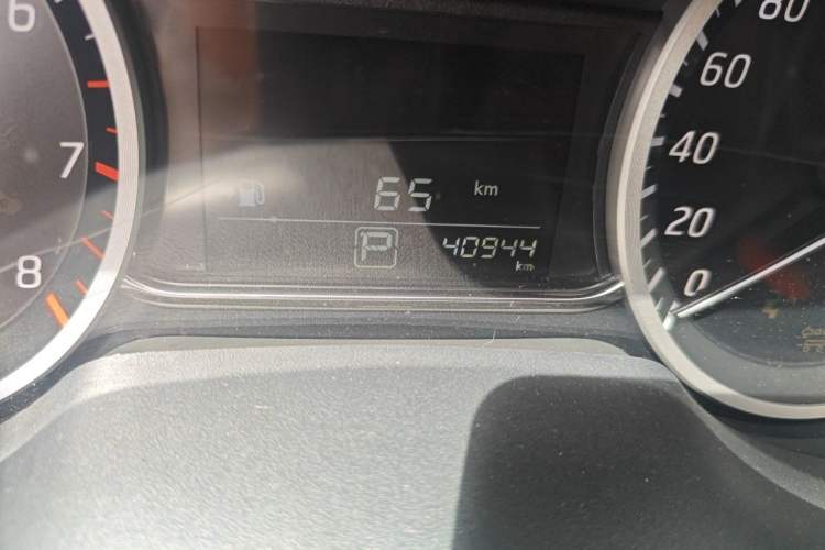 Used Nissan Sylphy 2022 Classic 1.6XE CVT Comfort Edition Odometer Close Up