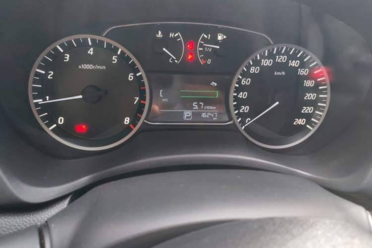 Used Nissan Sylphy 2022 Classic 1.6XE CVT Comfort Edition Odometer Close Up