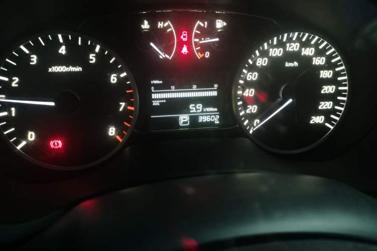 Used Nissan Sylphy 2022 Classic 1.6XL CVT Luxury Edition Odometer Close Up